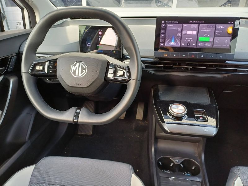 Théobald Occasion MG4 Electrique Berline Blanc